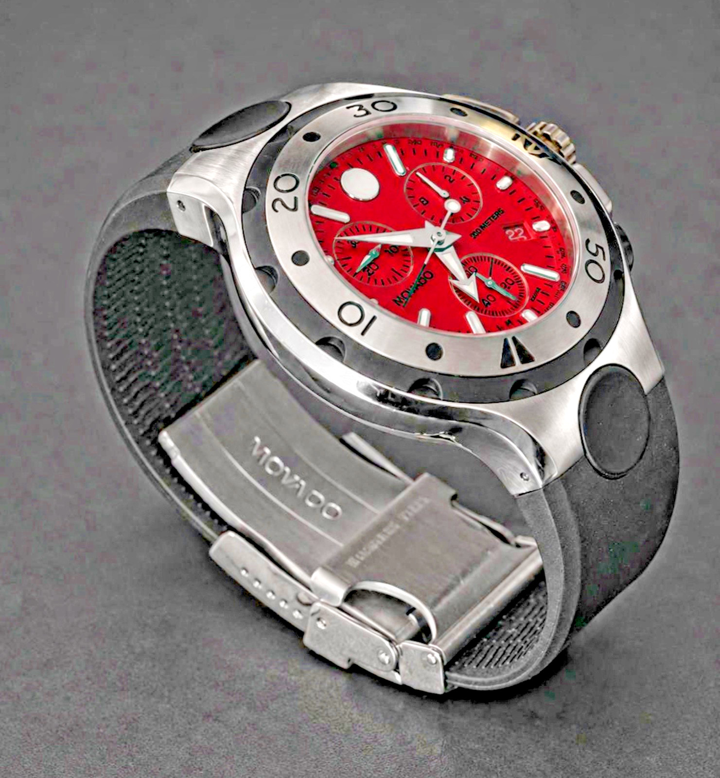 Movado Series 800 Chronograph . One Owner . Original Clasp . 💯 Free Shipping