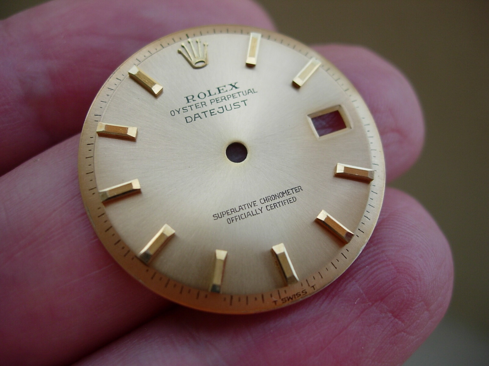 Rolex 100% genuine 36 mm non quick set 1601 gold double edge large hour marks