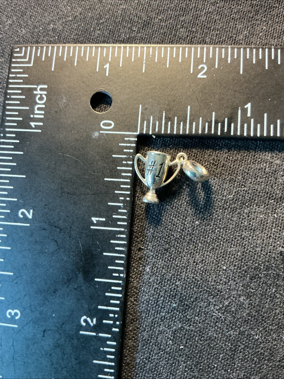 Chamilia Sterling Silver CHAM CN 925 TROPHY ROOM #1 Charm 2010-3372 Lot AP0090