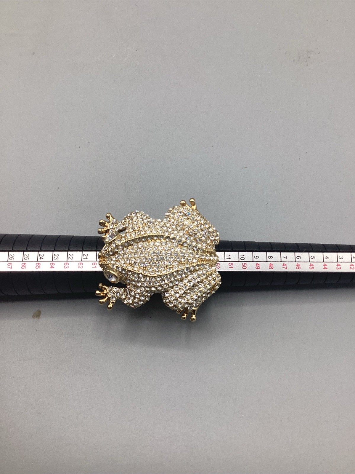 NOS Joan Boyce Crystal Rhinestone Statement Cocktail Frog Size 7.5