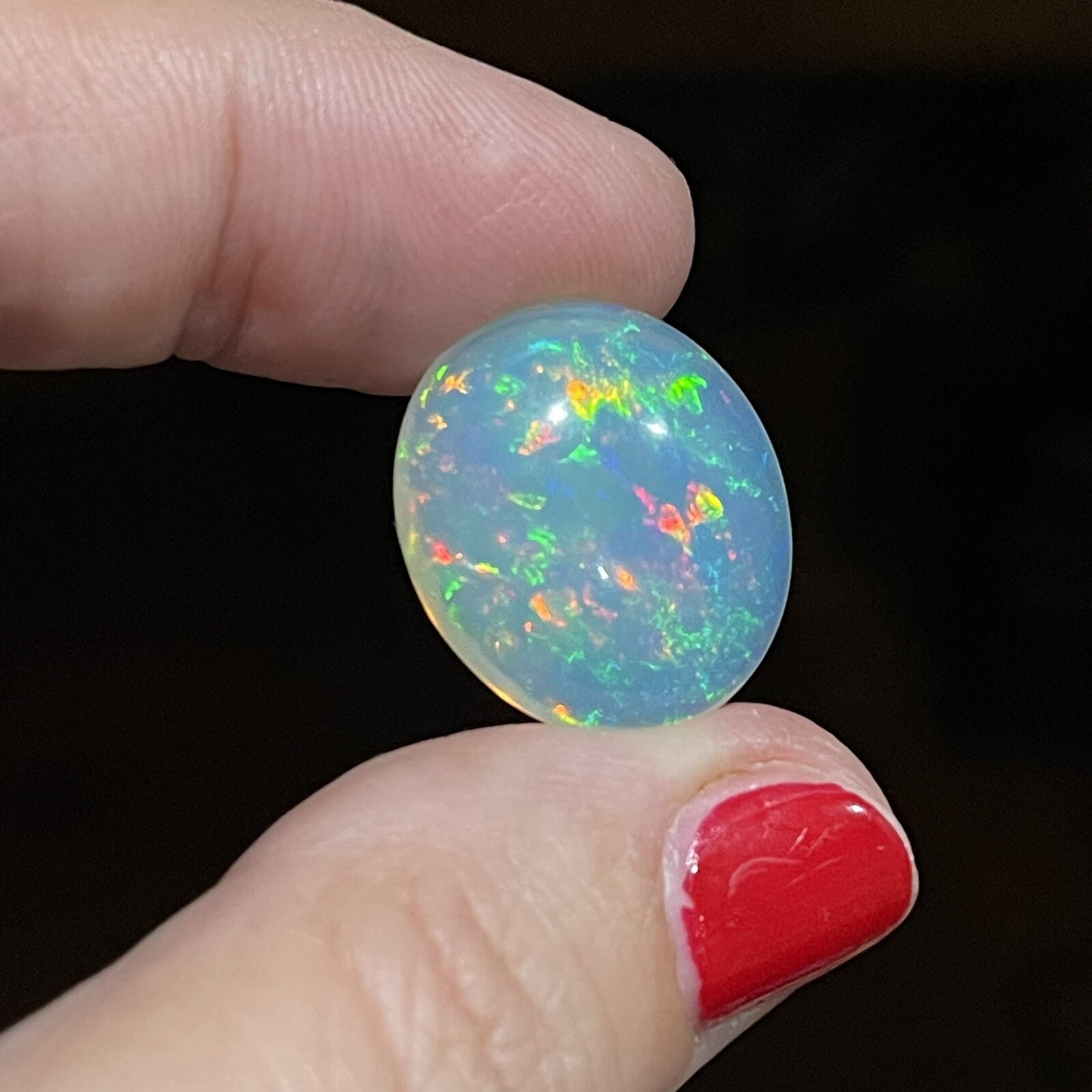 13.3ct 20.4×17.4×8.7mm Huge Clear Sparkling Oval Welo Opal Gemstone Loose Gem