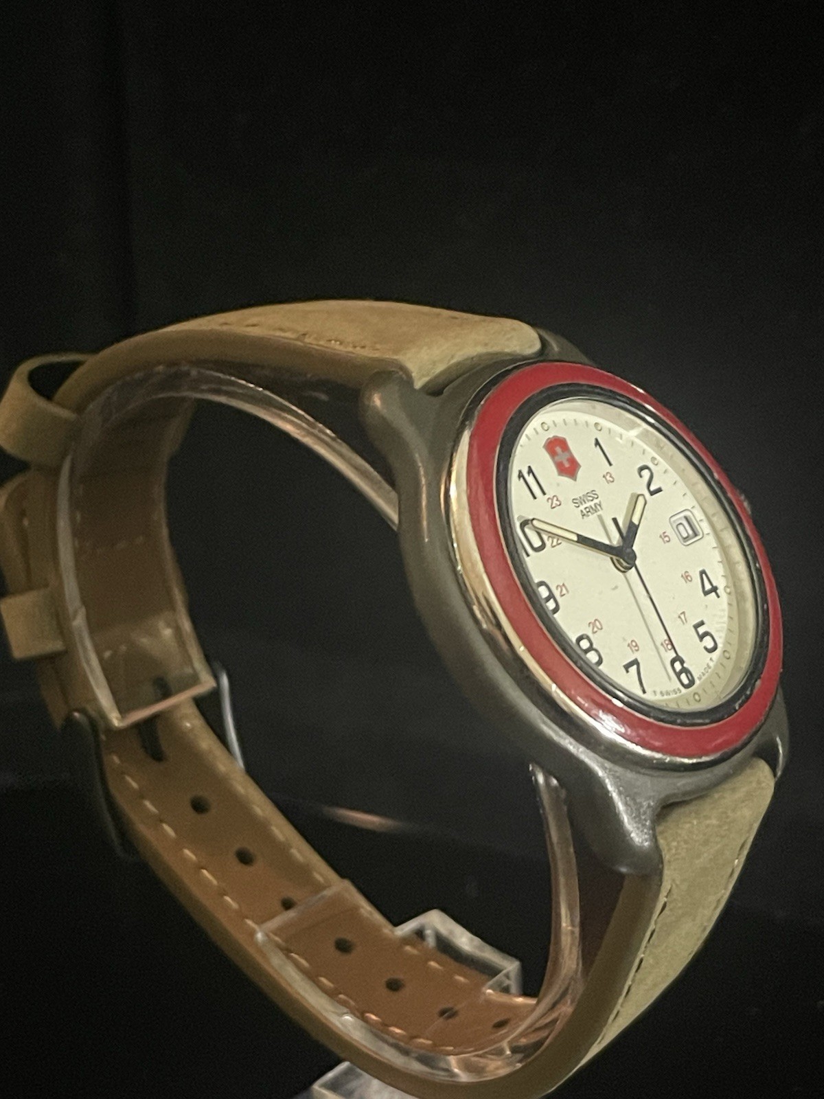 Vintage Swiss Army Marlboro Adventure Team Quartz Field Watch Box Papers 36mm
