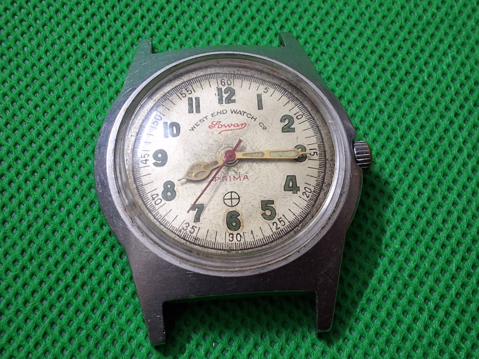 Vintage West End Sowar Prima Manual wind 17 jewels Wrist Watch 36 mm Swiss Made.