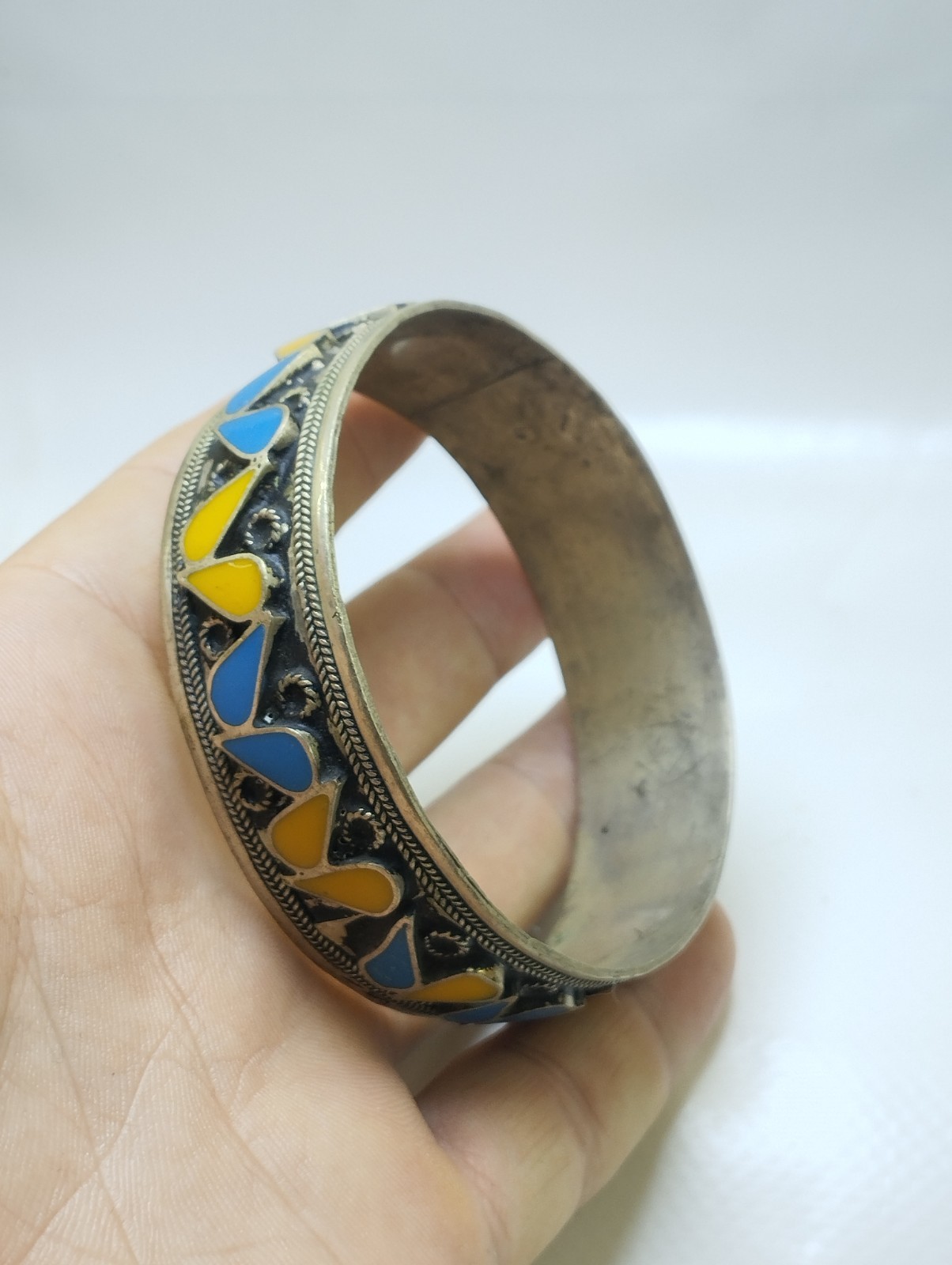 RARE ANTIQUE MOROCCAN BERBER SILVER CUFF BRACELET HANDCRAFTED TUAREG DESIGN