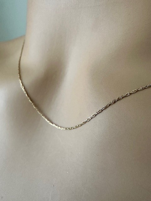 Estate 14K Yellow Gold Dainty Chain 0.5g