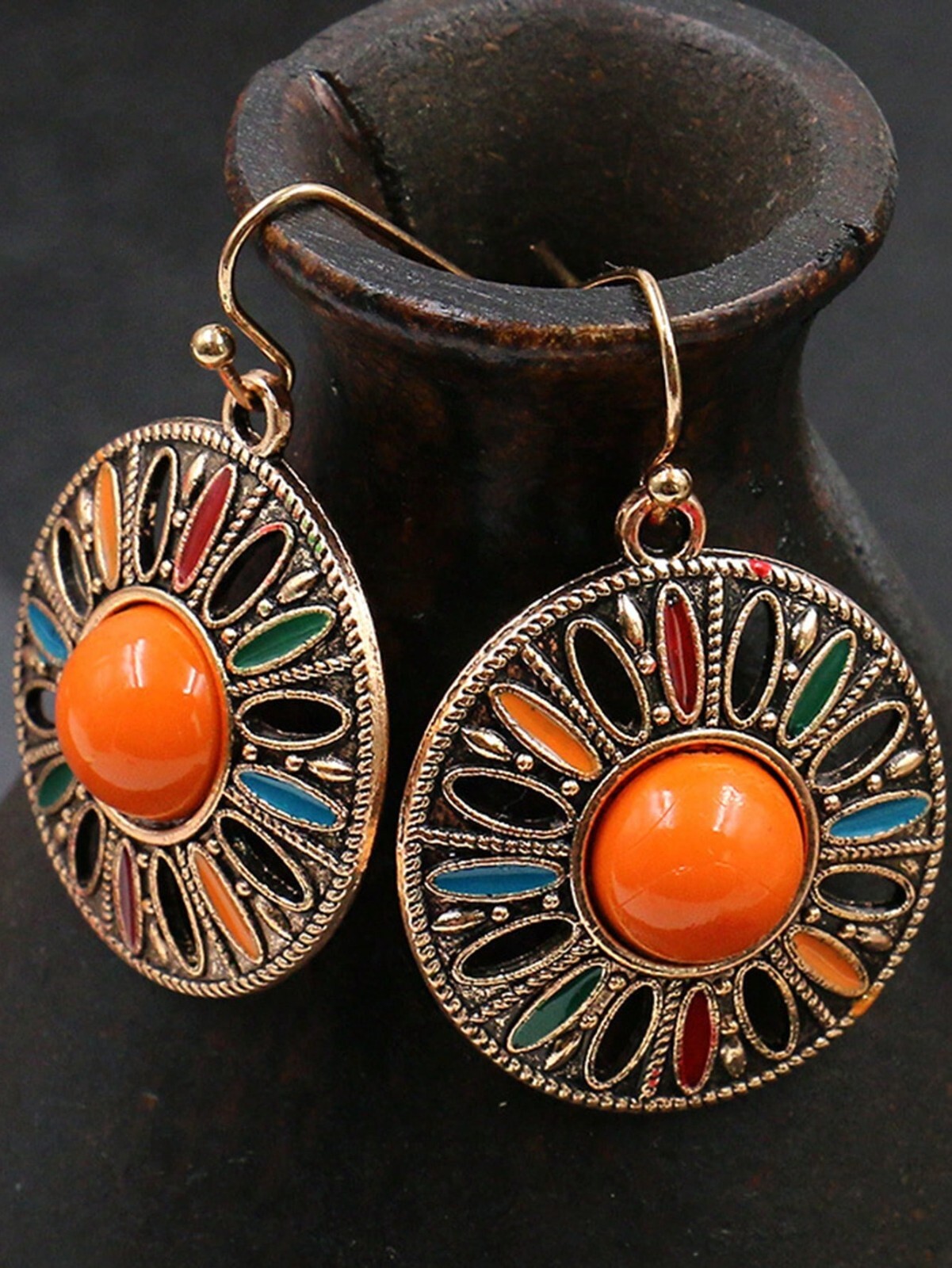 1 Pair of Bohemiam Earring.