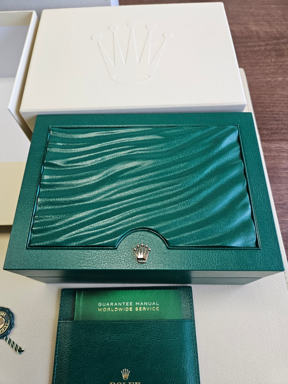 ROLEX GMT MASTER 11 WATCH BOX SET OYSTER M SUIT BRUCE WAYNE