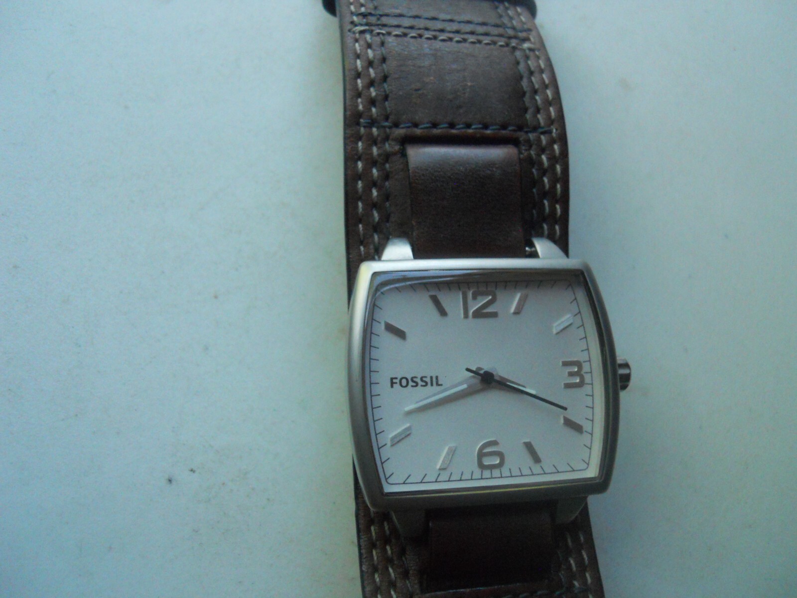 Fossil men’s wide brown leather.quartz,battery,water-resist & Analog dress watch