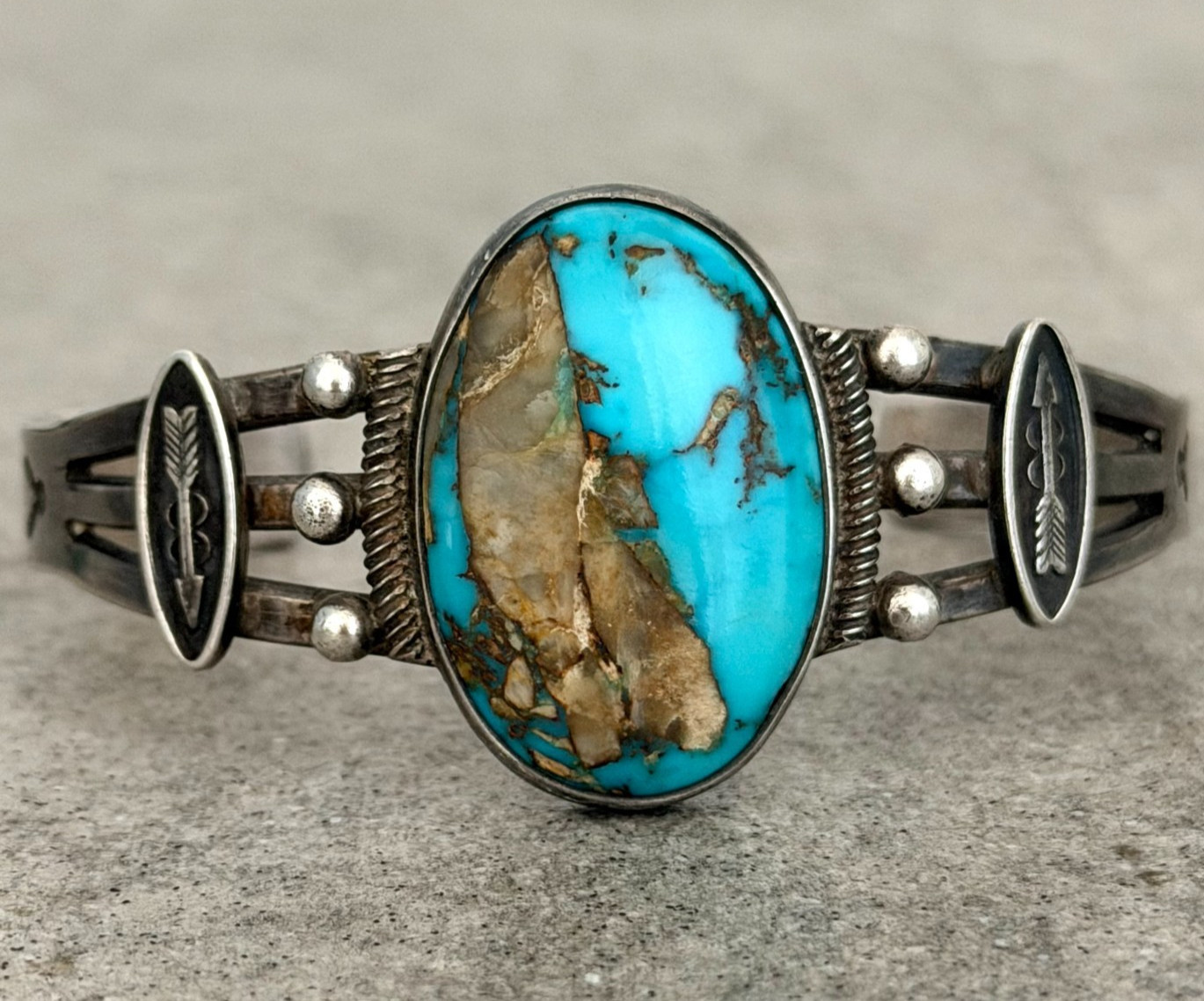 Vintage Native American Navajo BEAUTIFUL Boulder Turquoise Silver Bracelet 6.9in