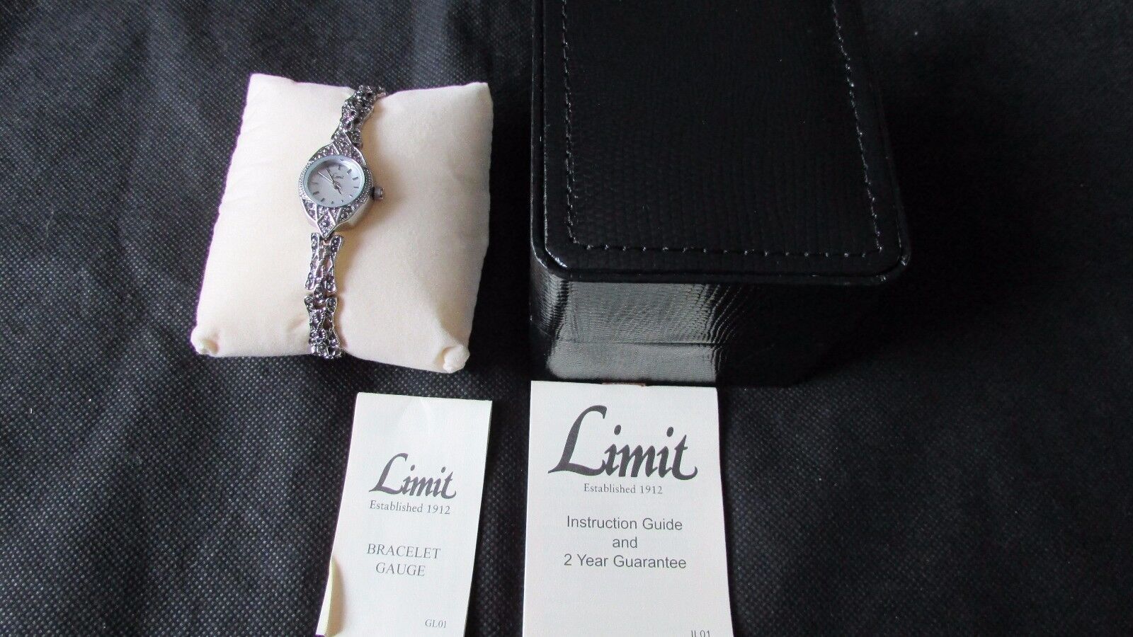 Genuine original Limit ladies watch C2035 6721 womens in original case BNOS