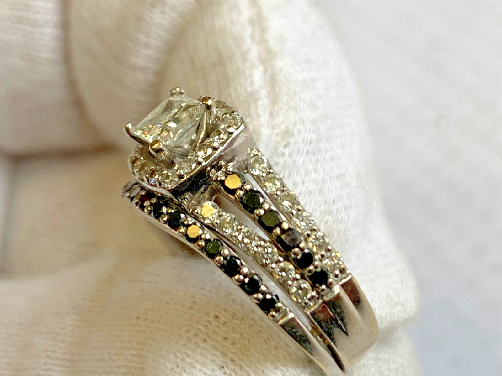 14K White Gold Diamond Ring 5.67g Fine Jewelry Size 5 Band Black Stones *READ*
