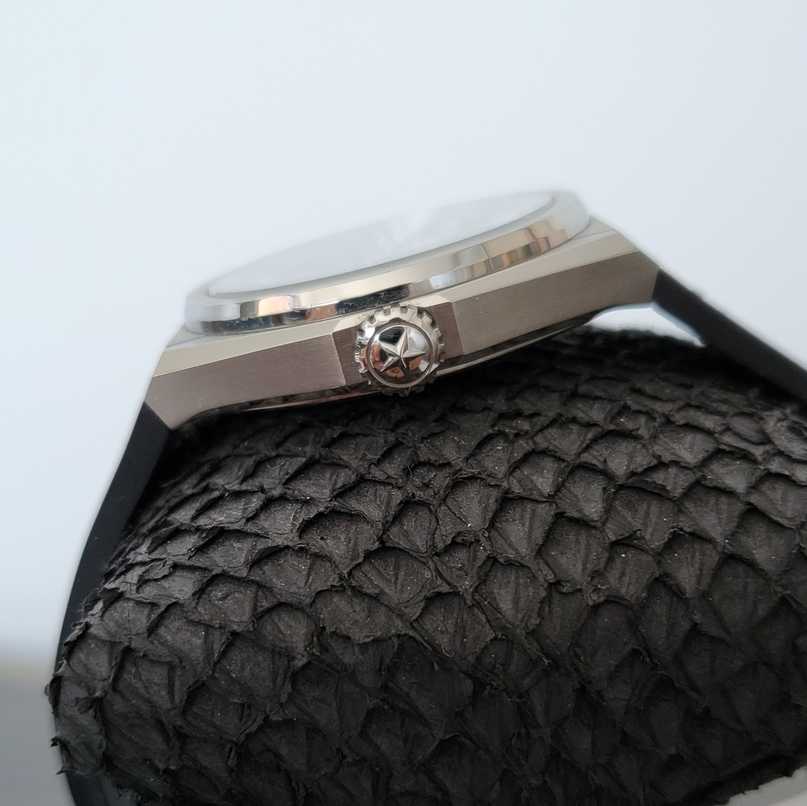 Zenith Defy Skeleton Men’s Watch – 95.9000.670