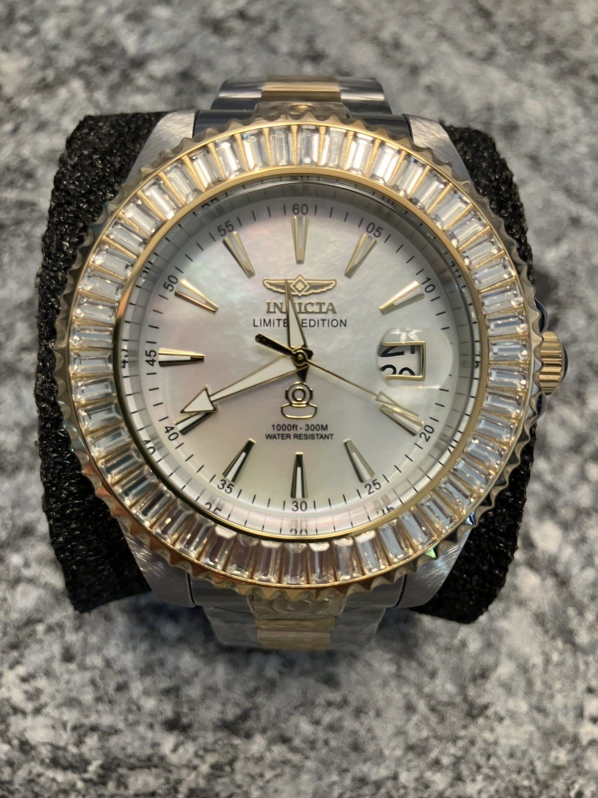44316 Invicta Grand Diver Automatic W/Mother of Pearl Dial Gold Men’s Watch 47mm