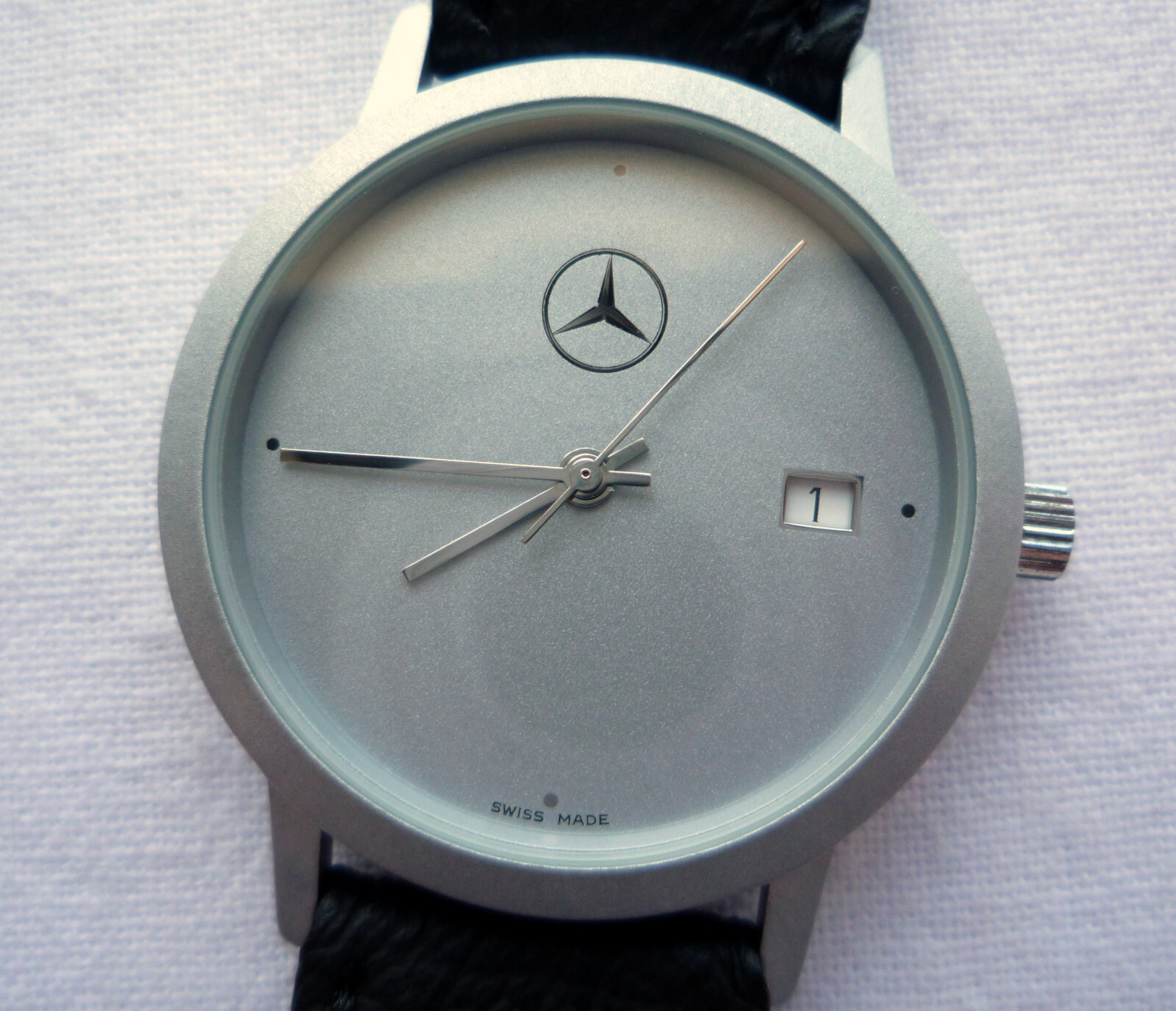 Mercedes Benz Vintage Classic Car Accessory Sport Basic Design Swiss Made Watch