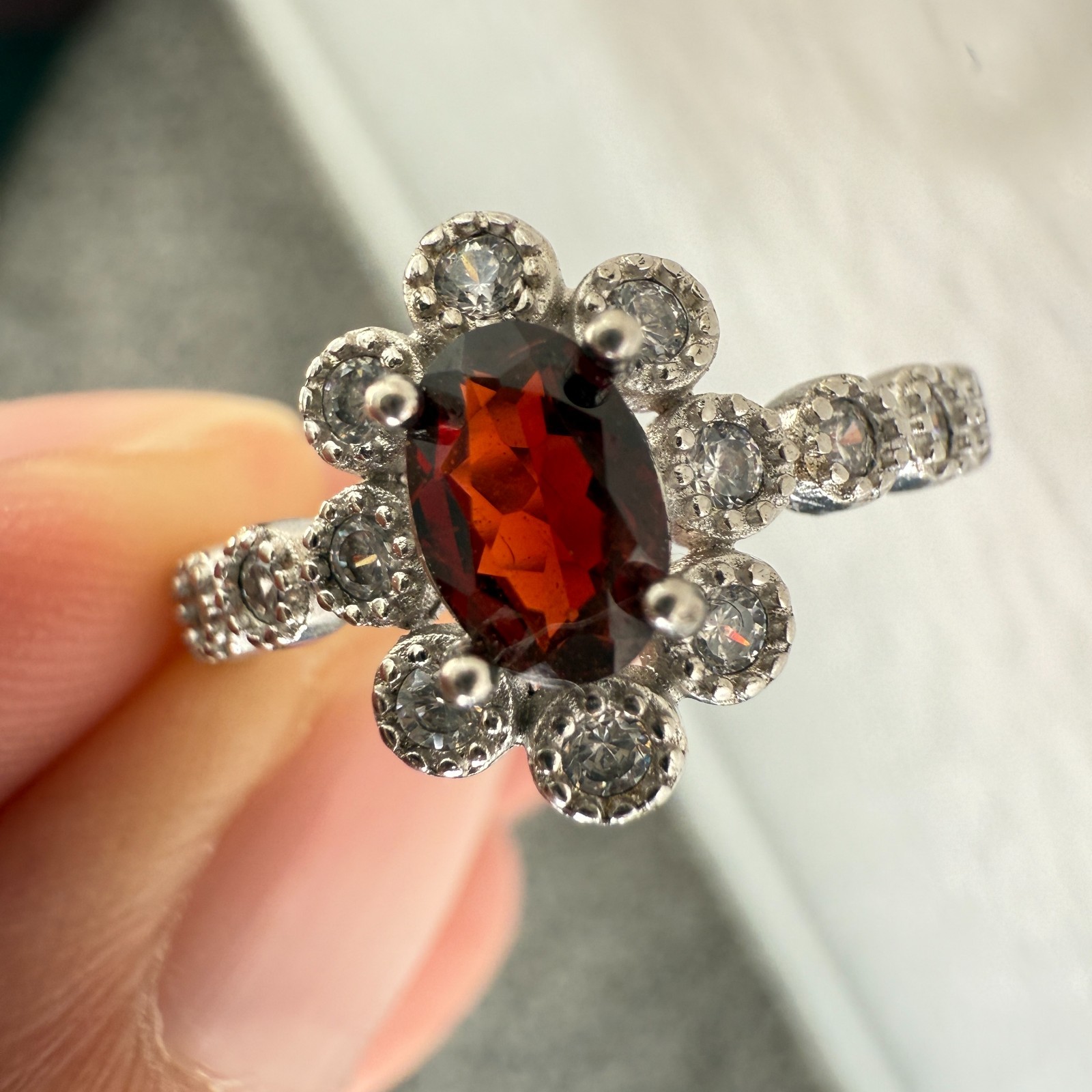 925 Sterling Silver Ring 6x4mm Natural Rhodolite Garnet Gemstone Zircon Red Gift