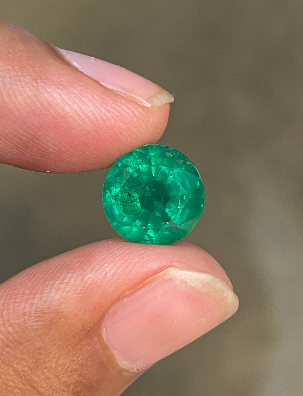 10.6MM Natural Round Emerald, Zambia origin, 4.95CTS, emerald for wedding ring.