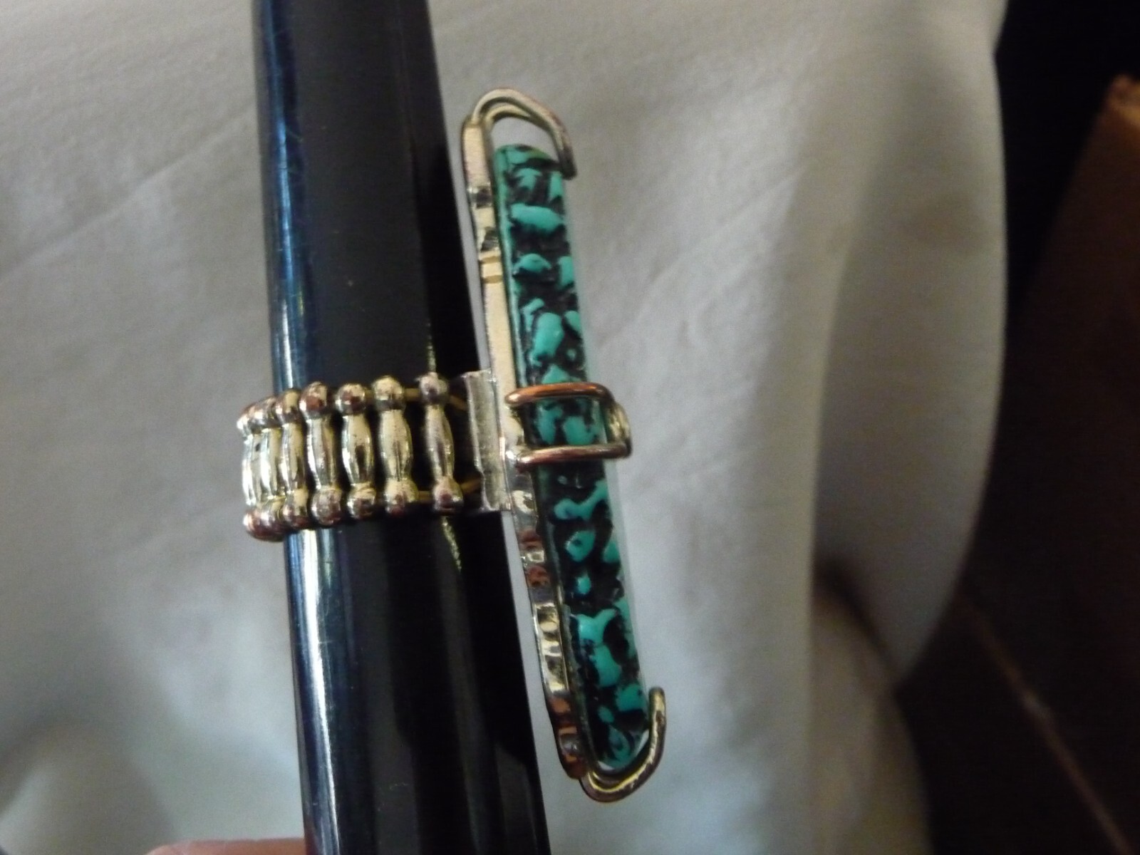 STATEMENE Lrg 2″ L x 1″ W TURQUOISE STONE SILVER TONE STRETCH Sz 9 RING #7/14 M
