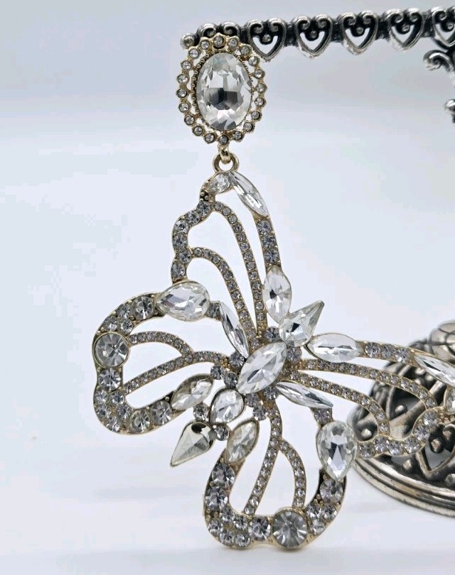 Butterfly Chandelier Earrings Crystal Pierced Gold Tone Dangling Bridal 3.75 in