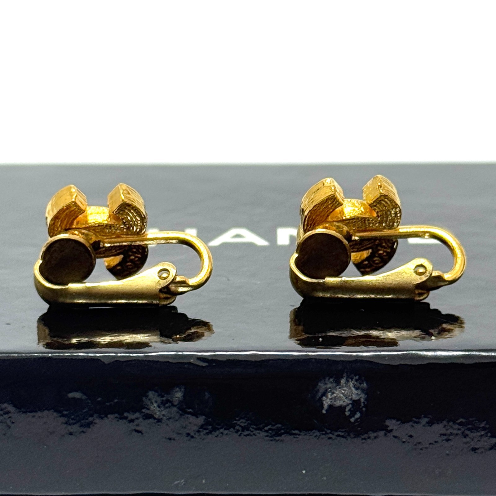 CHANEL 2092 CC Logo COCO Mark Earrings Gold Rhinestone Clip-On Authentic JAPAN