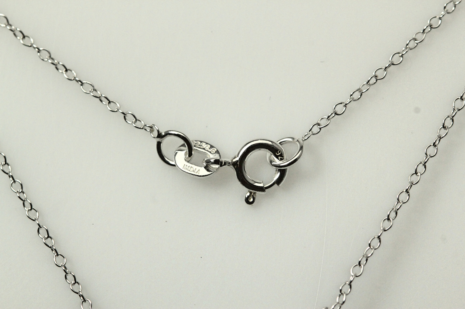 Brand New Sterling Silver 18″ Cable Link Chain Necklace Bow 1.7 Grams (NEC3619)