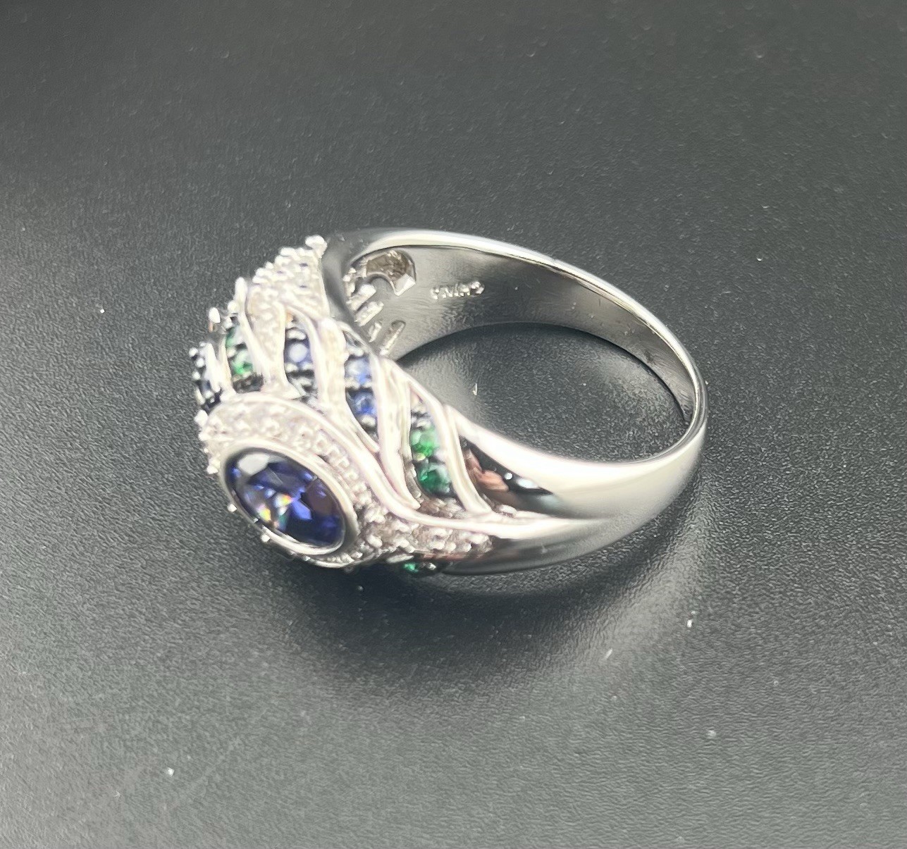 Victoria Wieck Sterling Silver 925 Dark Blue Stone With Crystals Size 9 Ring