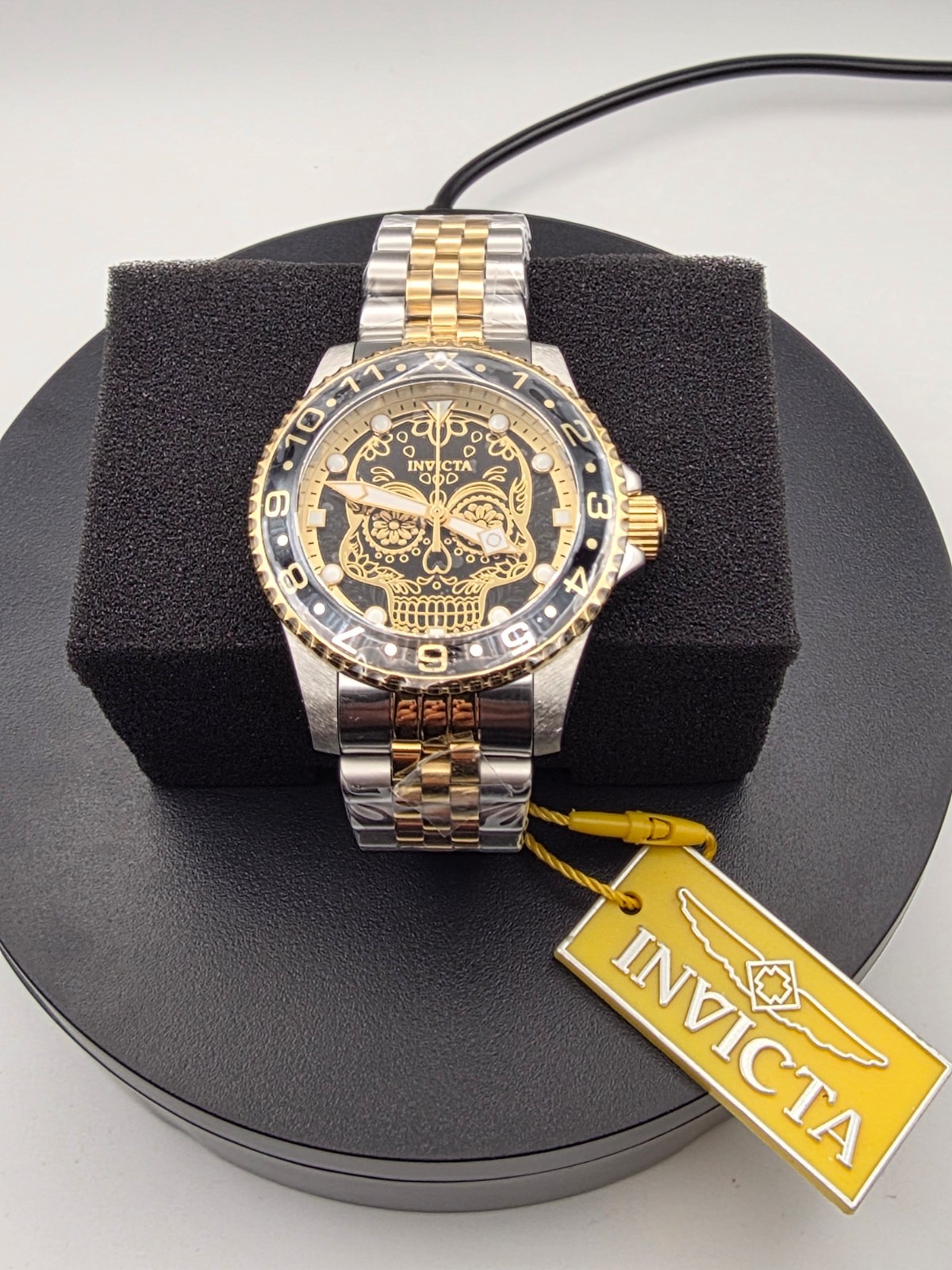 Invicta Men’s Skull 36861 Pro Diver Dia De Los Muertos 40 MM Wrist Watch NIB ⌚️