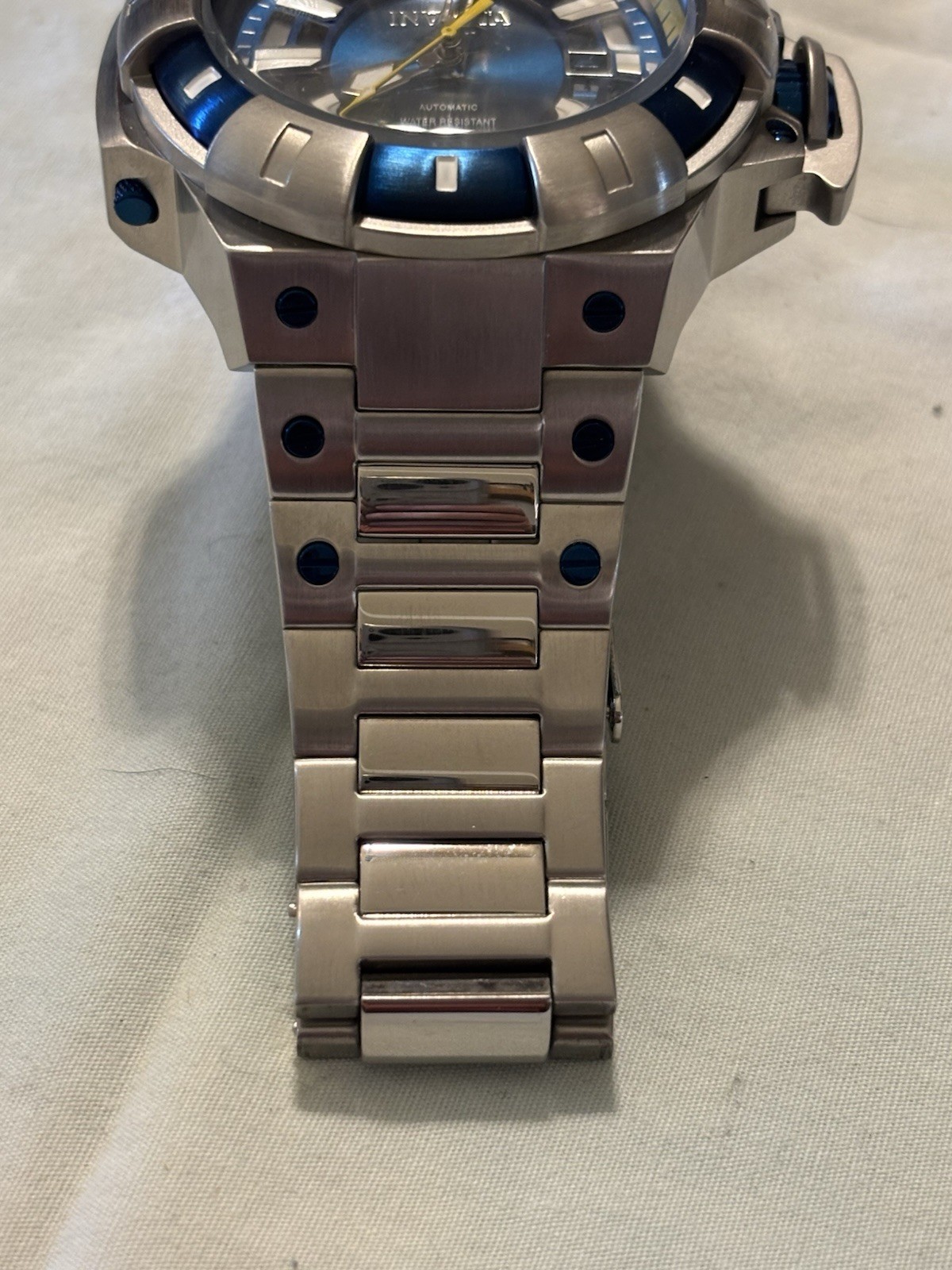 Invicta Akula Reserve Men’s Automatic Watch model 31816