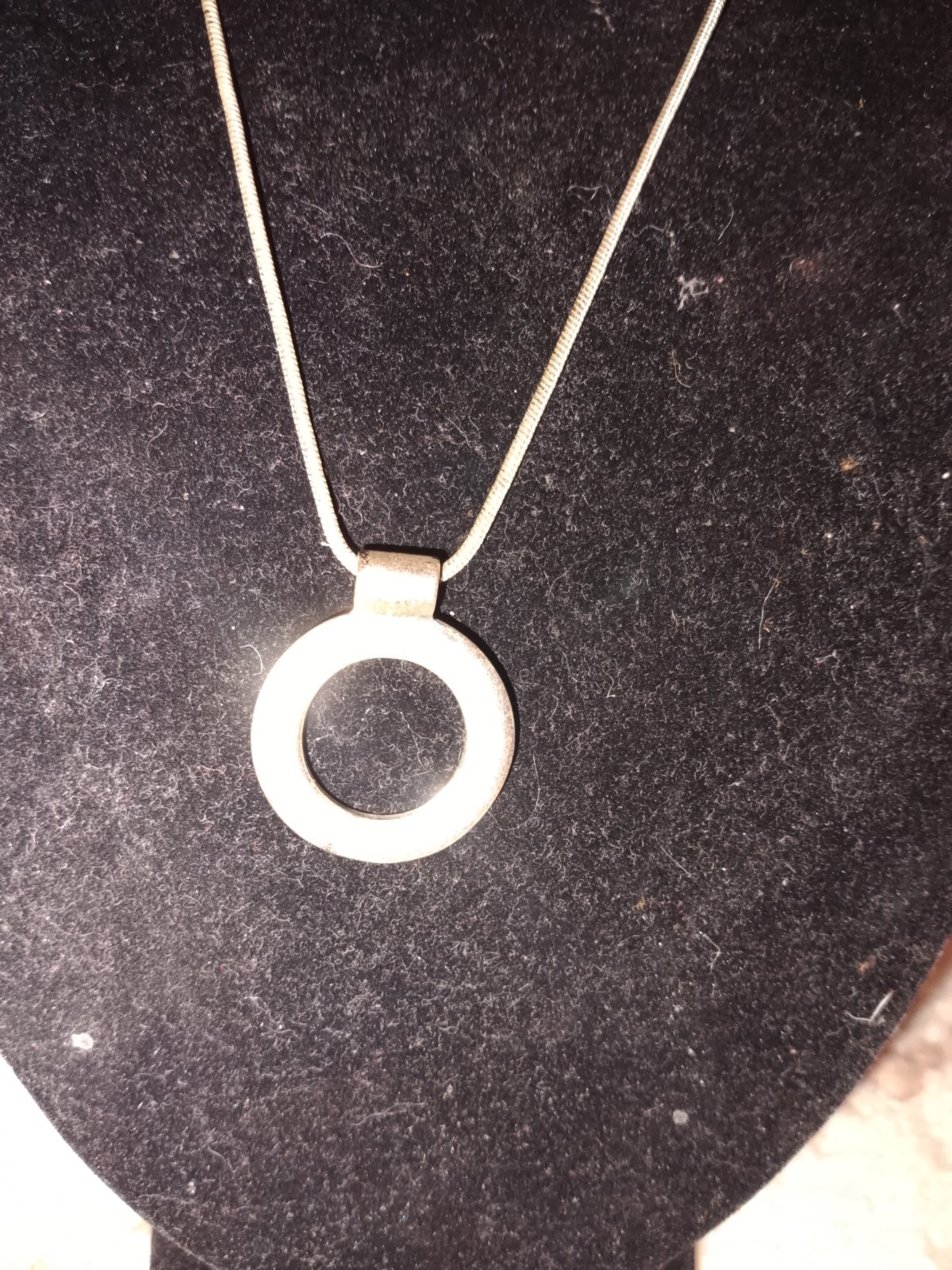 Silver Tone Round Circle Charm Pendant Snake Chain Necklace No Stone