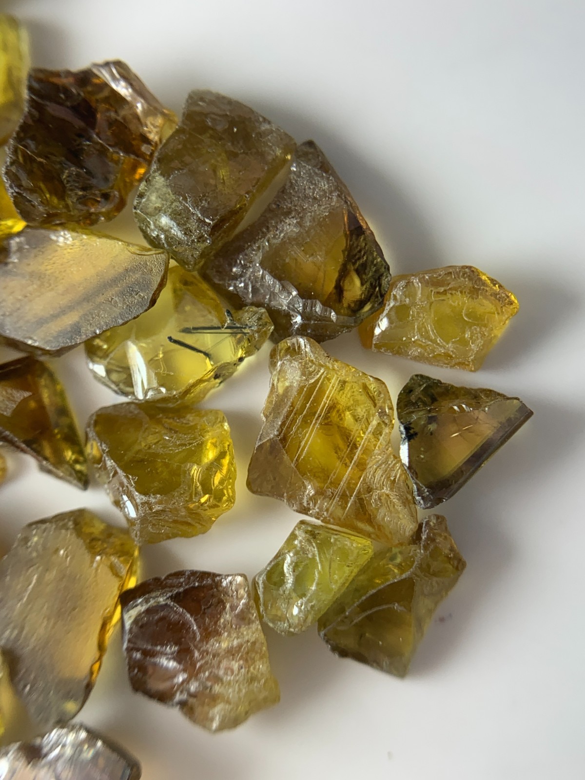 53 Ct Natural Sphene (Titanite) Rough Lot | Yellow-Green Fire Dispersion | Pak