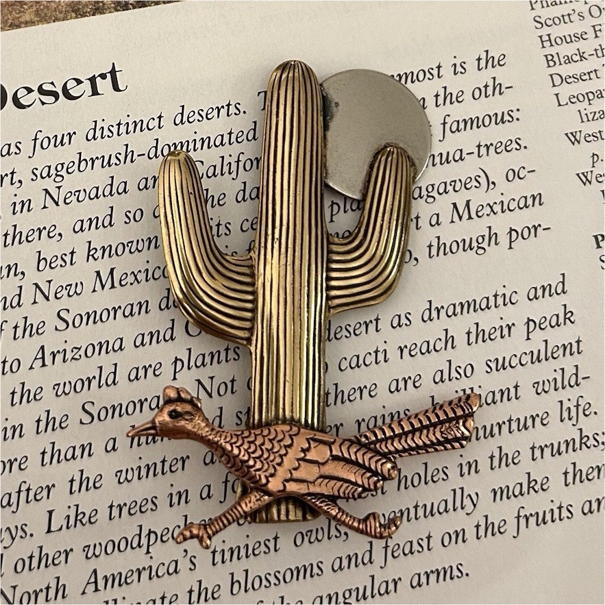 Metal gold & copper tone cactus roadrunner desert scene brooch pin