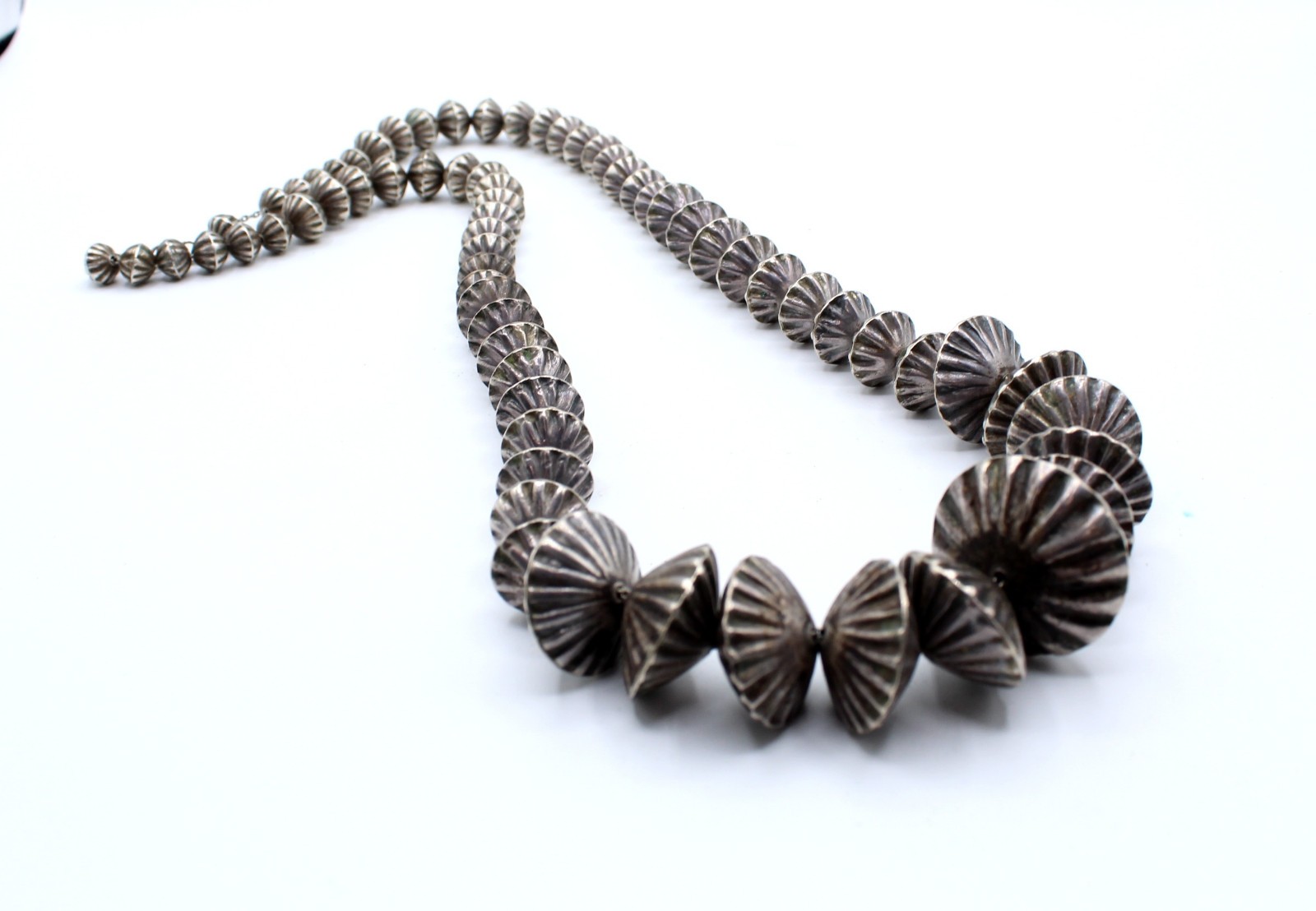 Sterling Silver Native made fluted bead 28″ necklace 114g