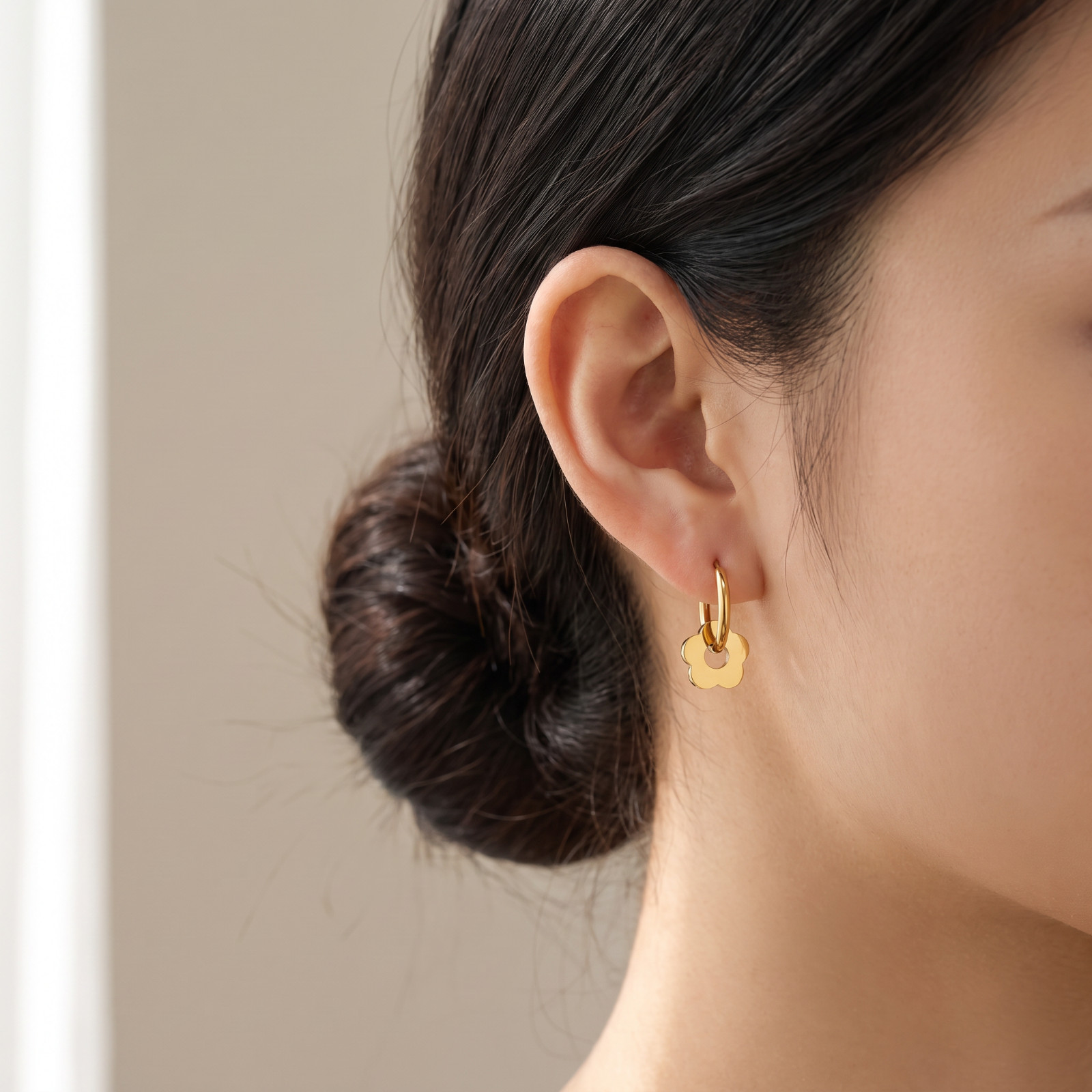 Gold Stainless Steel Flower Hoop Earrings Waterproof Huggie Earrings Women