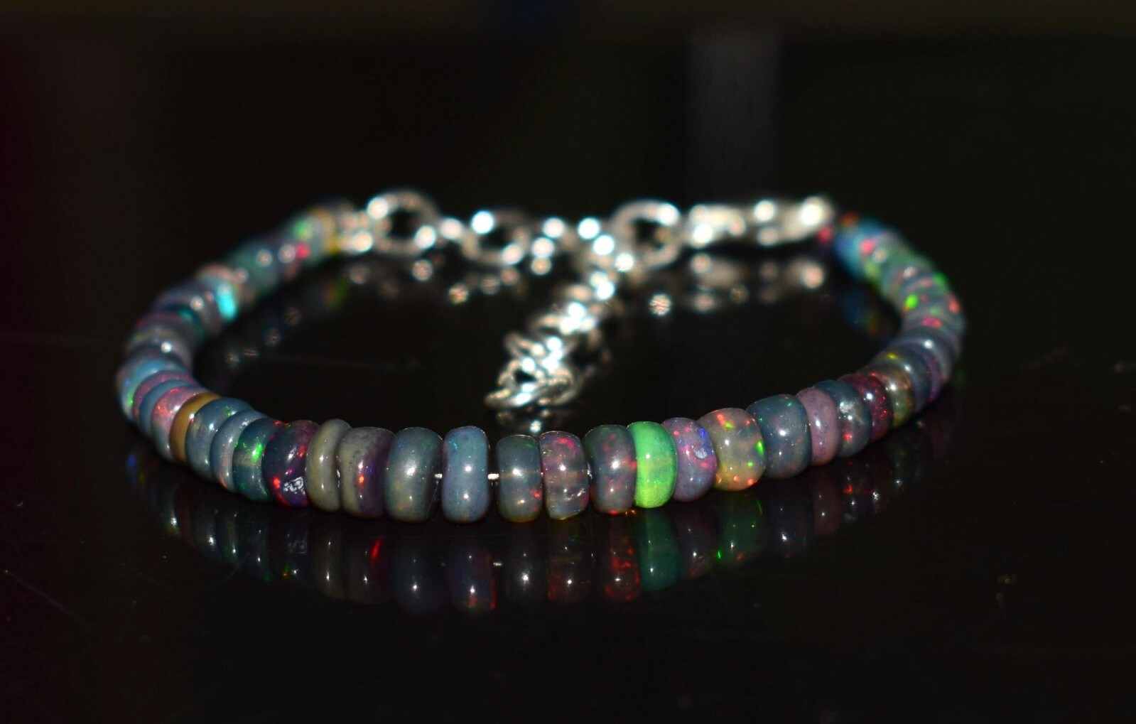 7.5″Natural Ethiopian Wello Fire Opal Gemstone Fire Black Beads Bracelet F01147