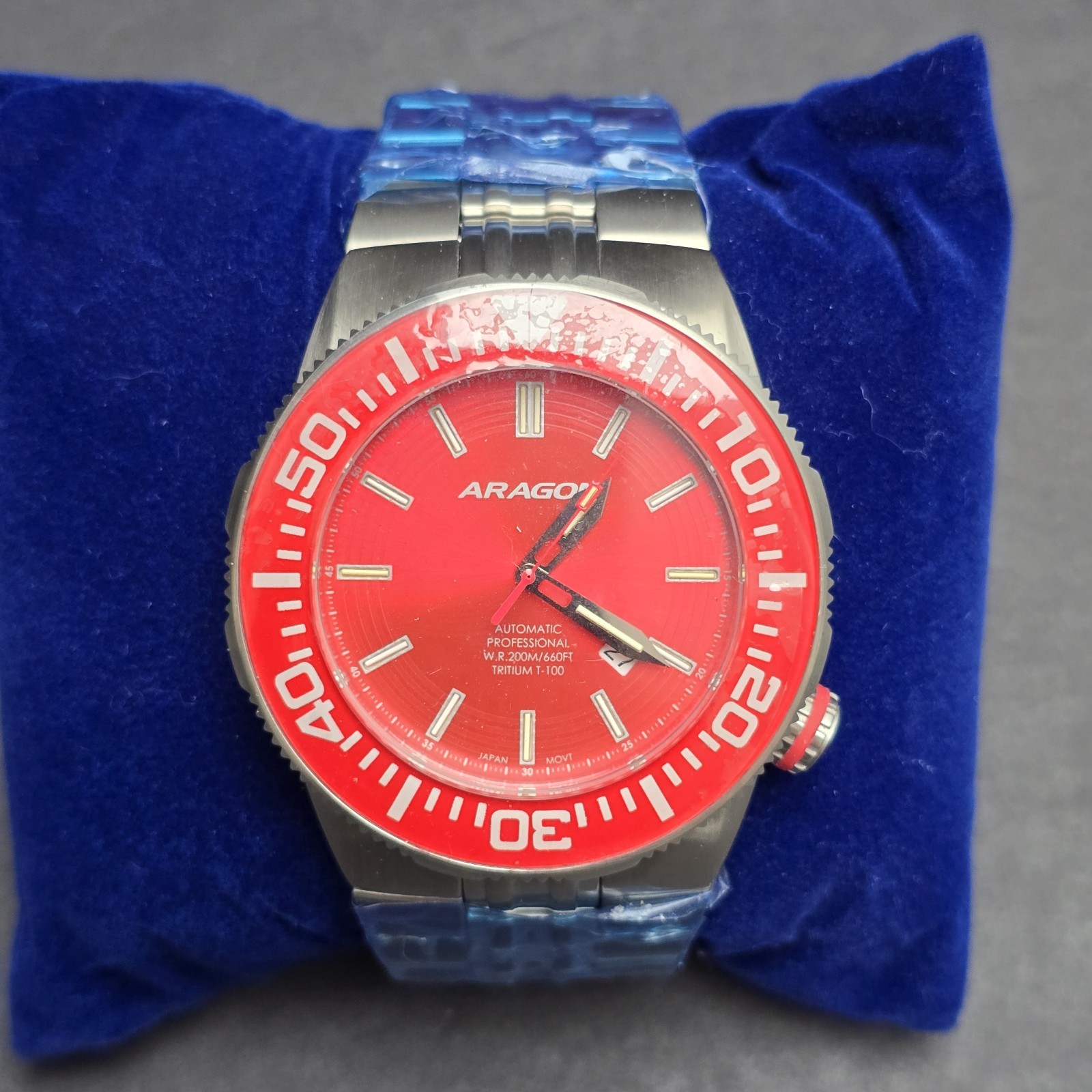 Men’s Aragon Hercules T 100 16 T ubes 50mm A377RED Automatic Watch