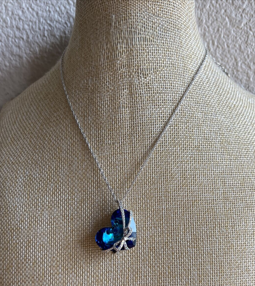 Vintage Qianse Swarovski Crystal Blue Heart Love You Forever Necklace 16″