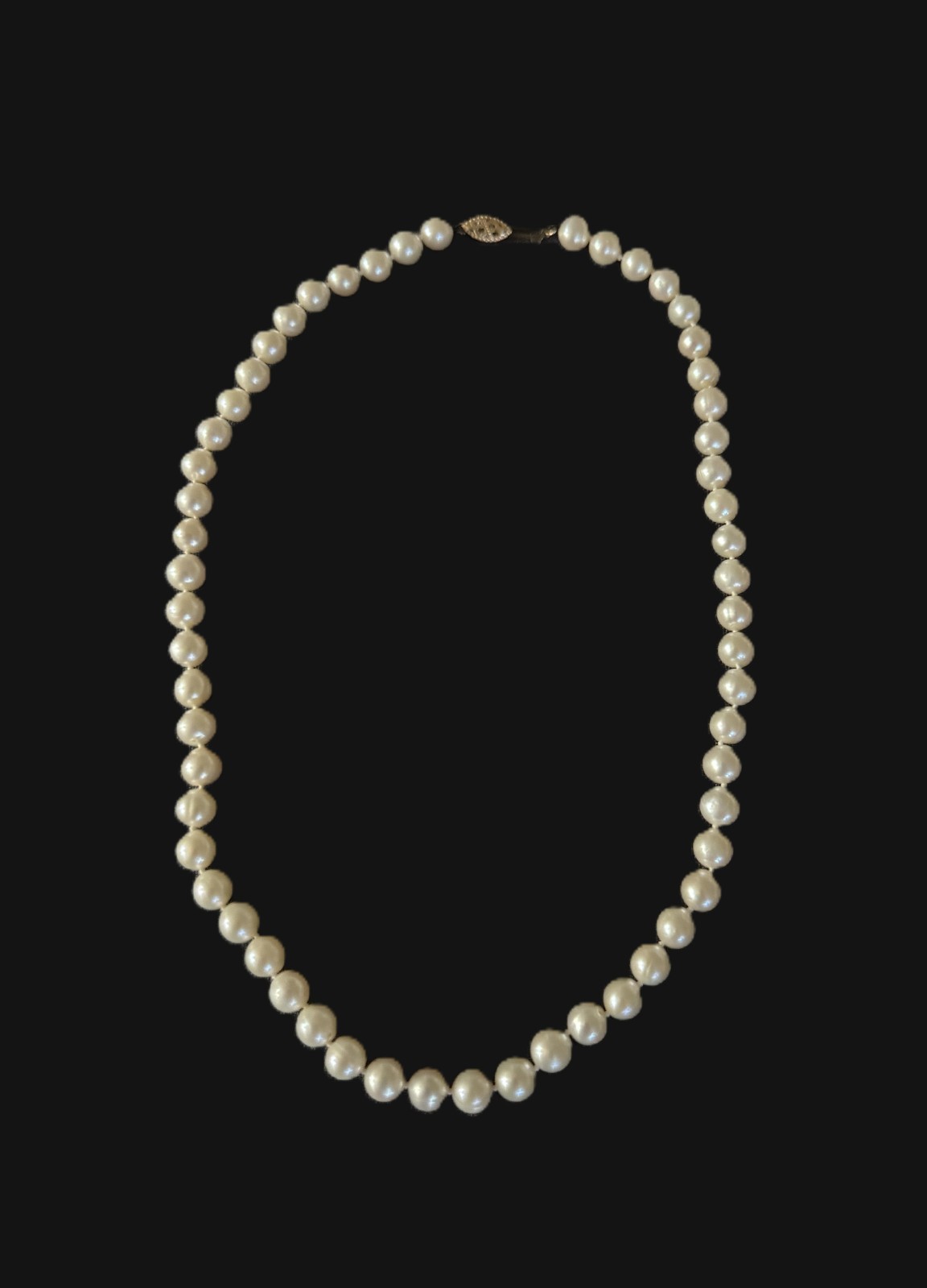 Vintage Cultured Pearl Necklace in Original CP Branded Display Case