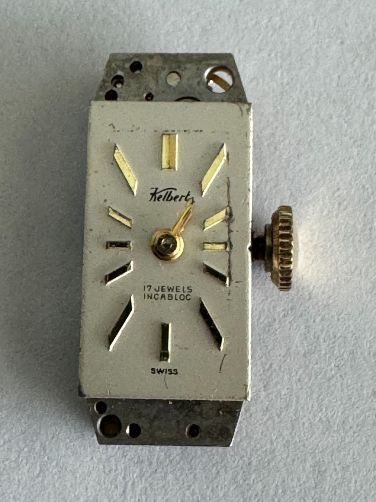 VINTAGE 21.28 X 9.05 MM LADIES KELBERT WRISTWATCH MOVEMENT KEEPING TIME 17J