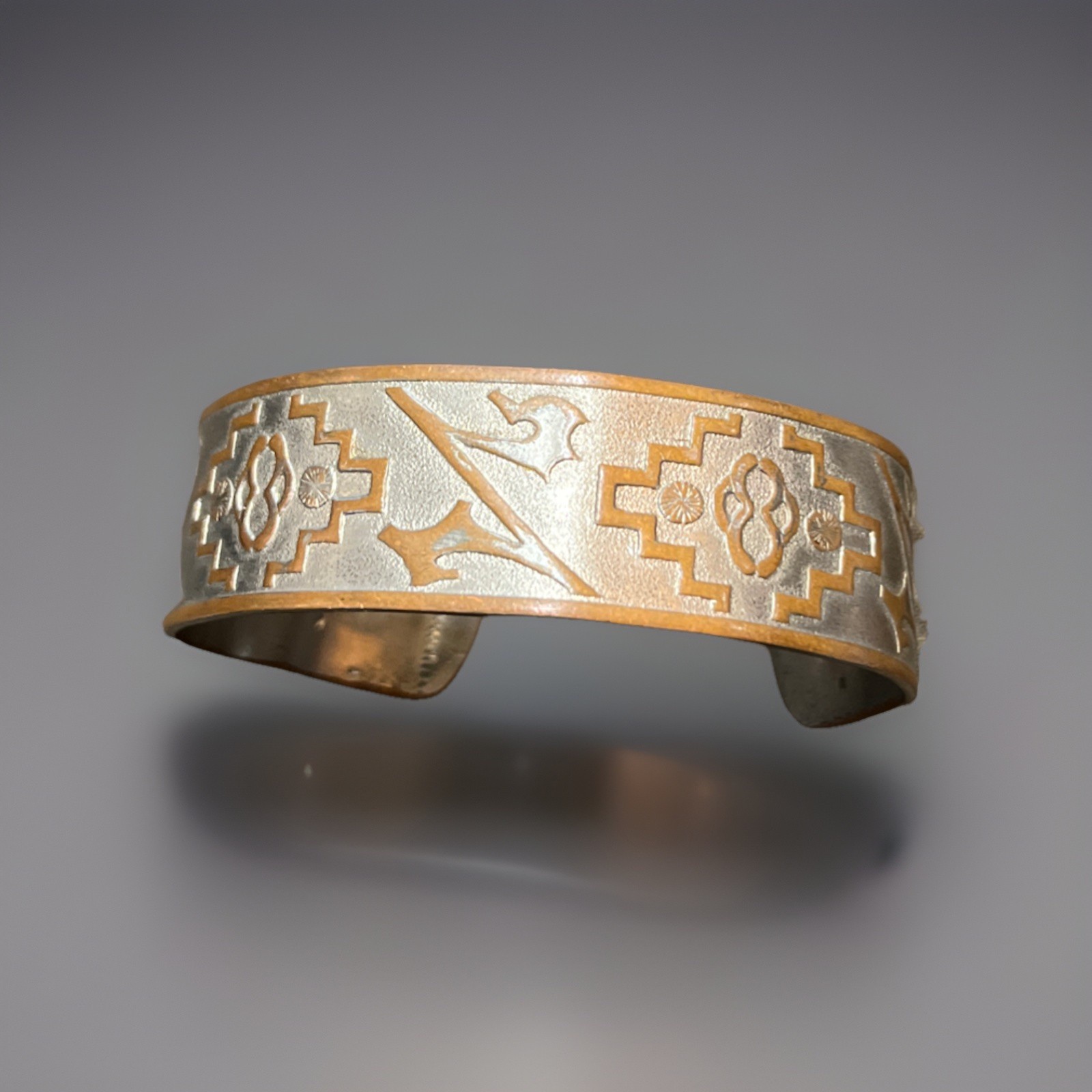 VINTAGE SOUTHWEST ESTATE SOLID COPPER WHEELER MANUFACTURING CUFF BRACELET-small