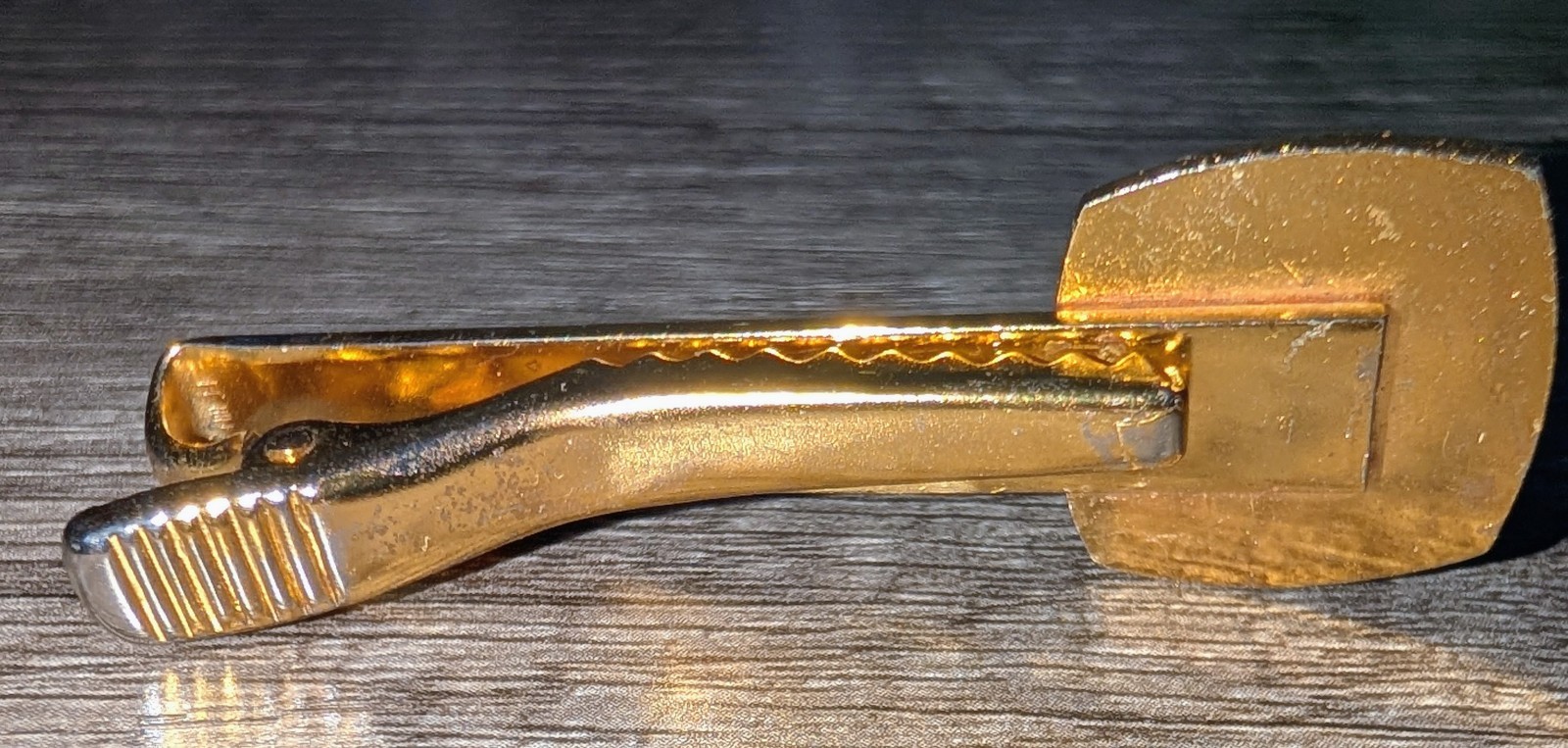 President of Republic of South Korea Seal Gold Tone Enamel Phoenix Tie Bar Clip