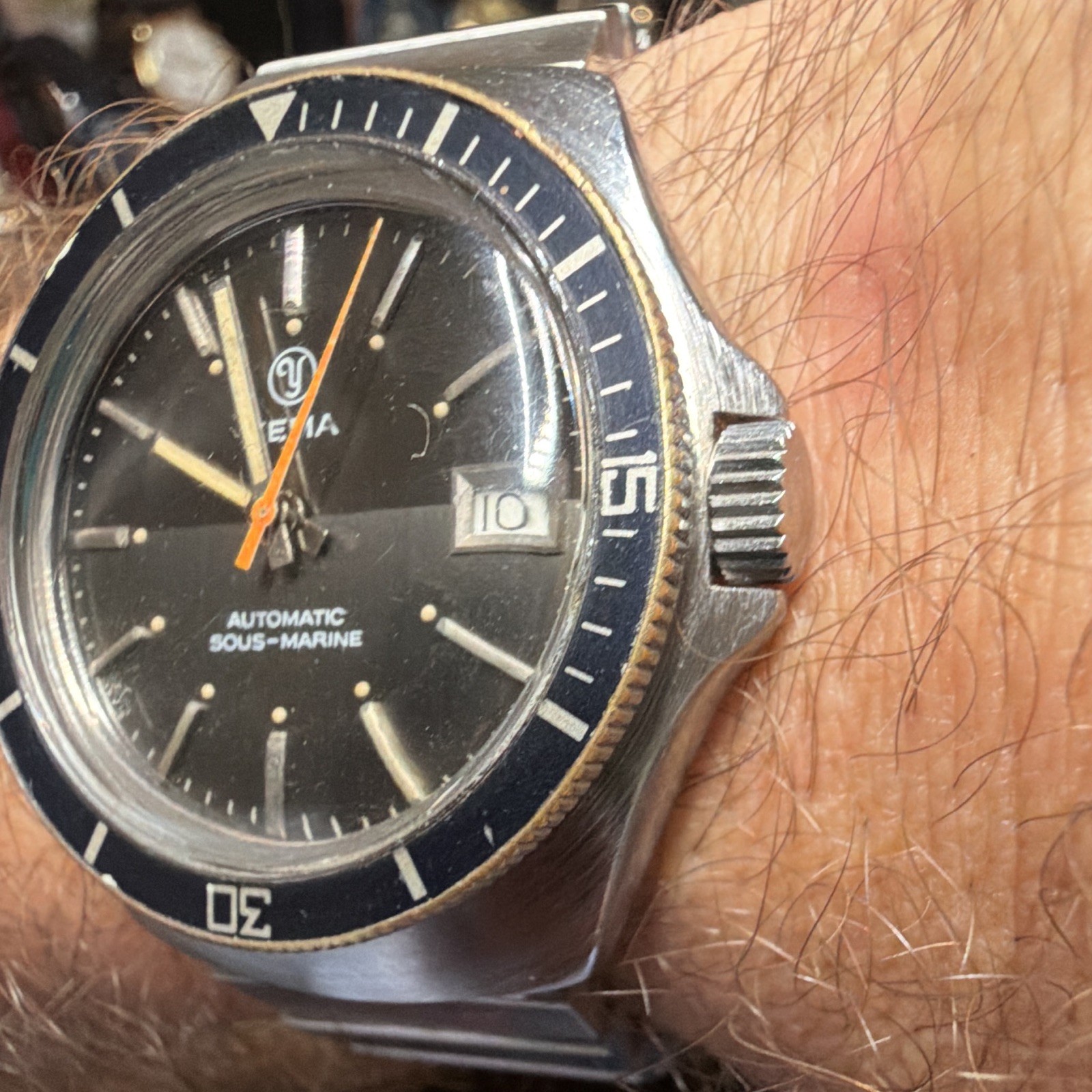 Yema Sous-Marine Automatic Diver Date Black Dial Rotating Bezel Silver Bracelet