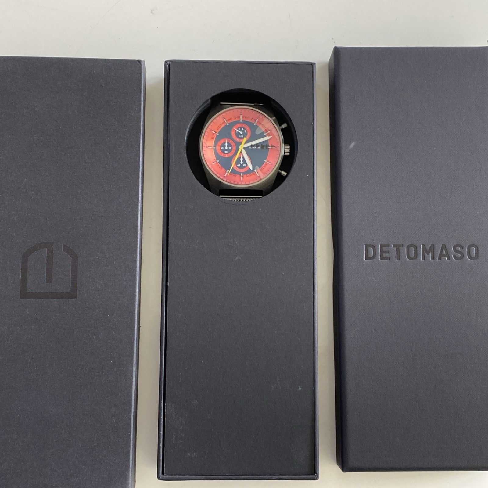 DETOMASO D10 CHRONOGRAPH GREY ORANGE 43mm MSRP £279 brand new with box & papers