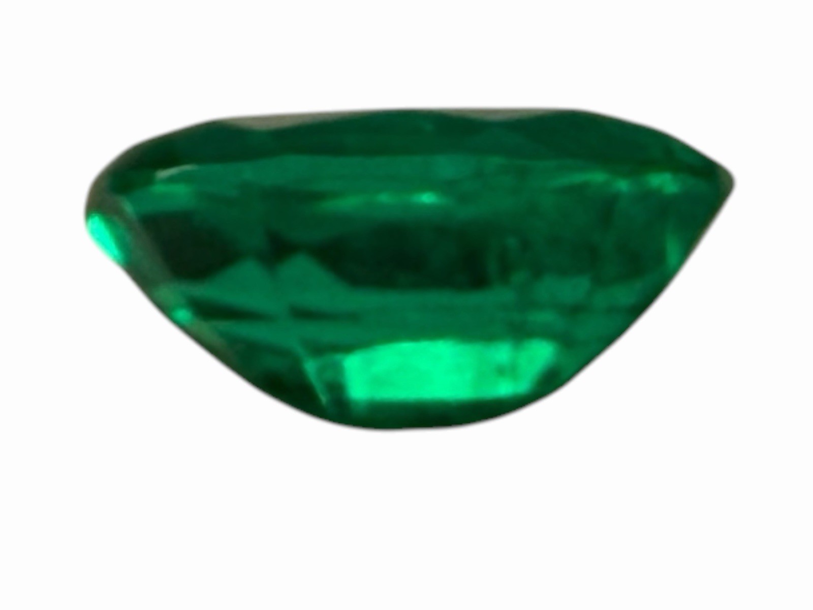1.01 Carat Lab Grown Emerald Oval Cut, Faceted Great Quality Presidium Tested