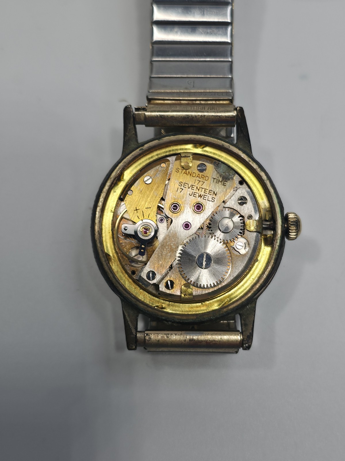 Vintage Lavelle 17 Jewels Manual Wind Watch – Standard Time 177 Movement – RUNS!