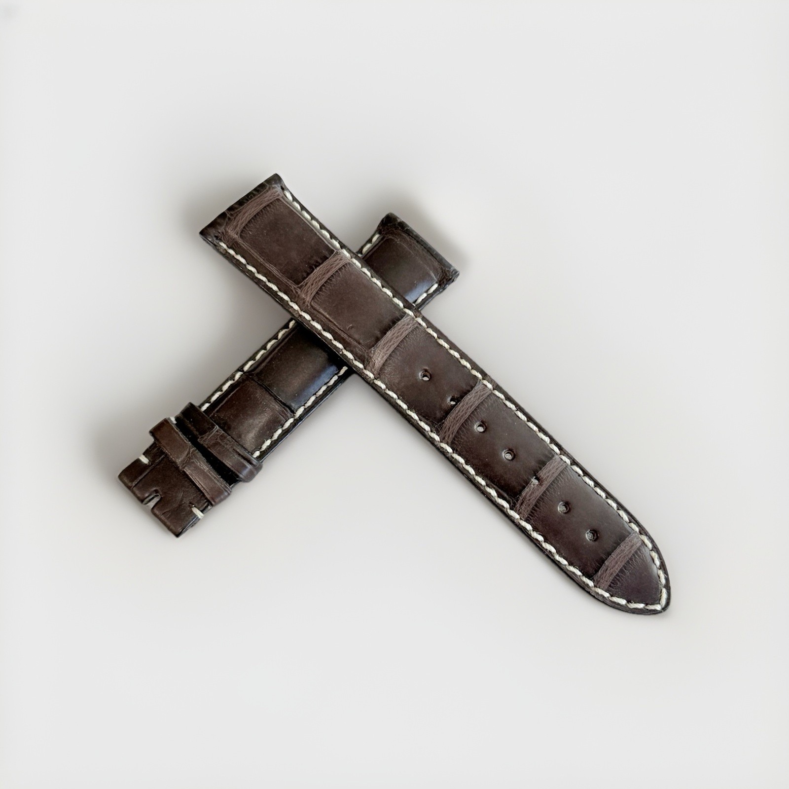 Jacques Lemans 20mm Genuine Alligator Watch Strap – Dark Brown (Satin)