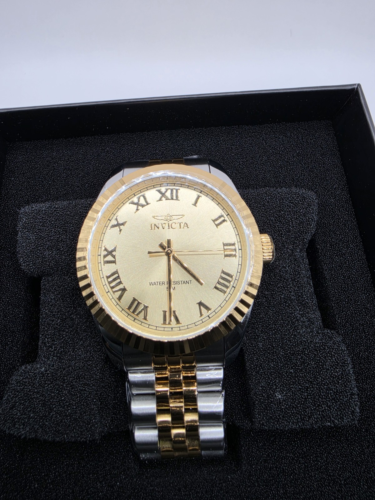 Invicta Specialty 47404 Men’s Two-Tone Gold Dial Quartz Watch 43mm New