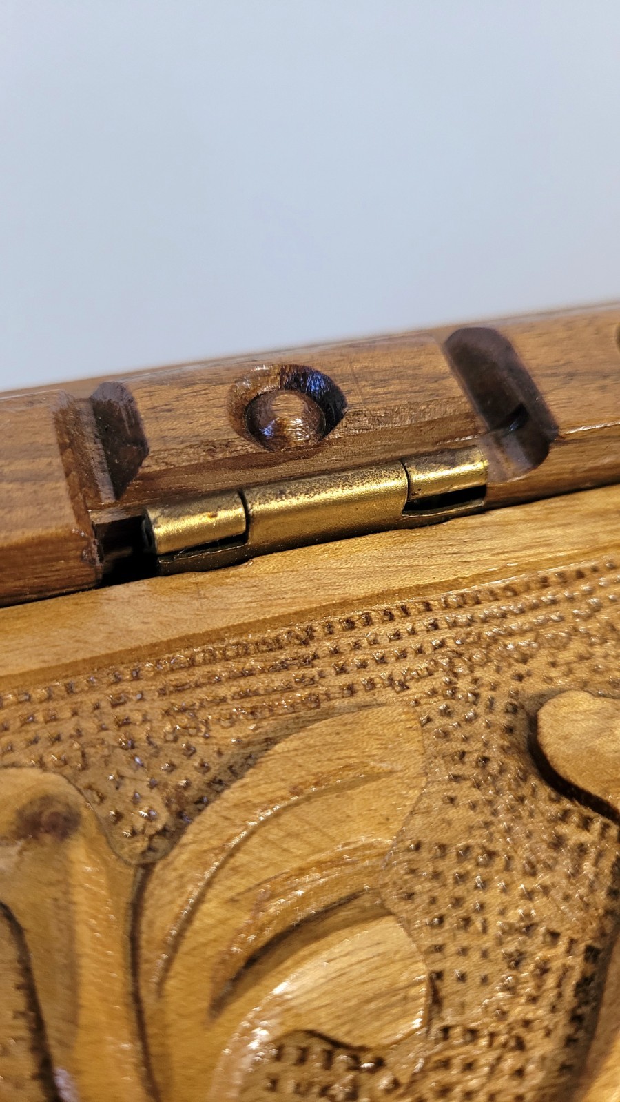 Vintage Hand-Carved Walnut Wooden Treasure Box with Rose Rotation Puzzle Lock
