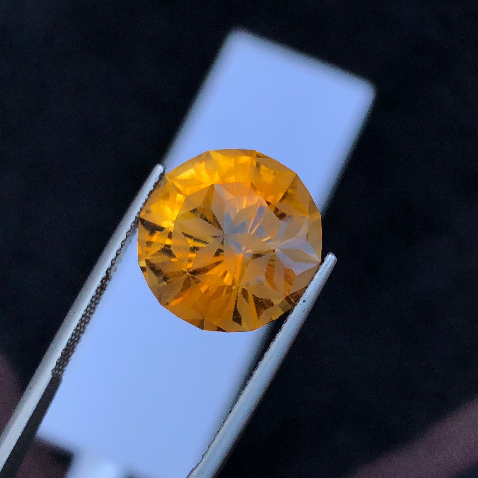 10.65 Ct Top Quality Mandarin Citrine Seed of Flower Shape A+++ Gemstone