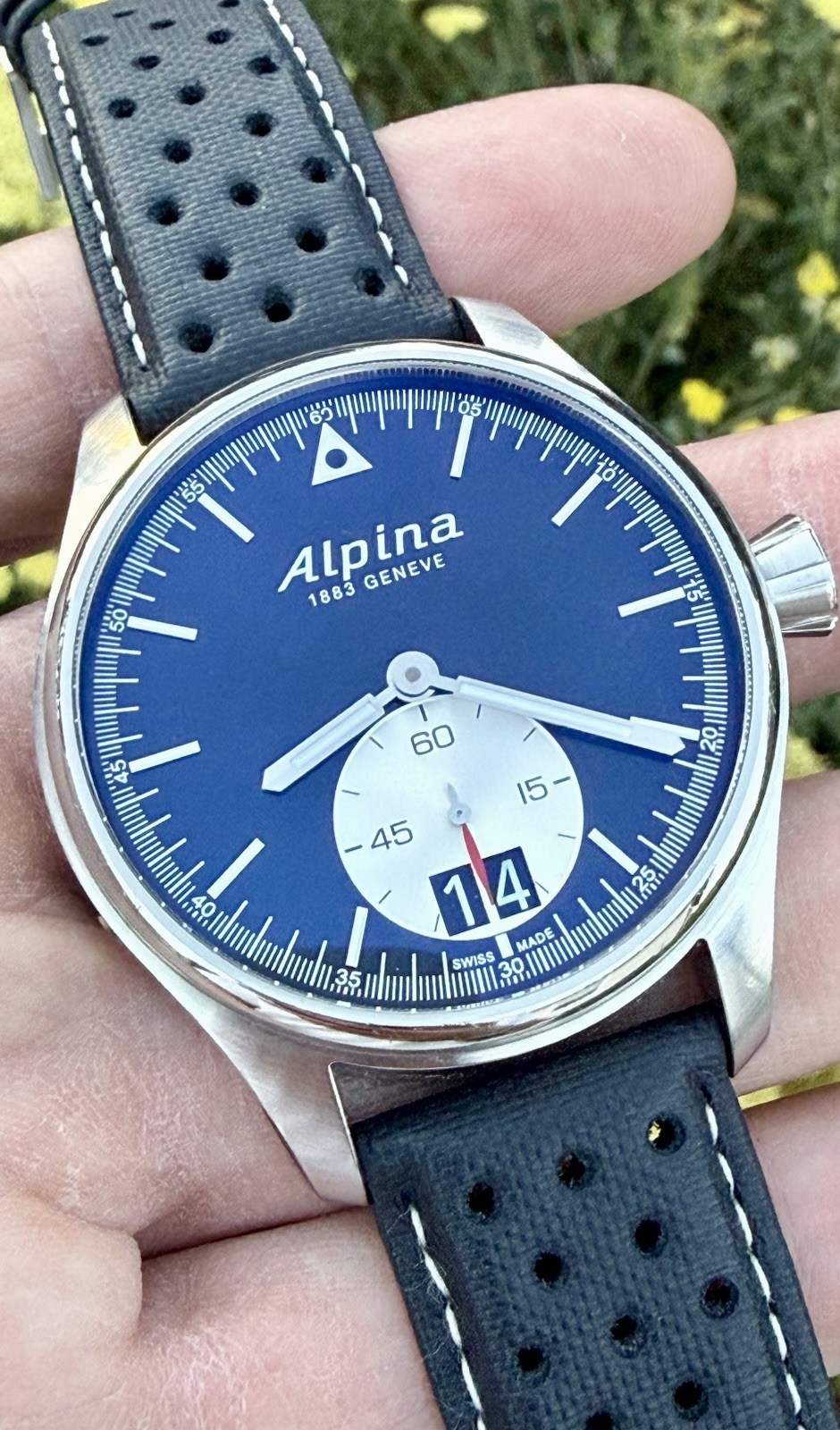 Alpina Startimer Pilot Big Date Quartz Blue Dial 44mm Watch Only AL280X4SP26