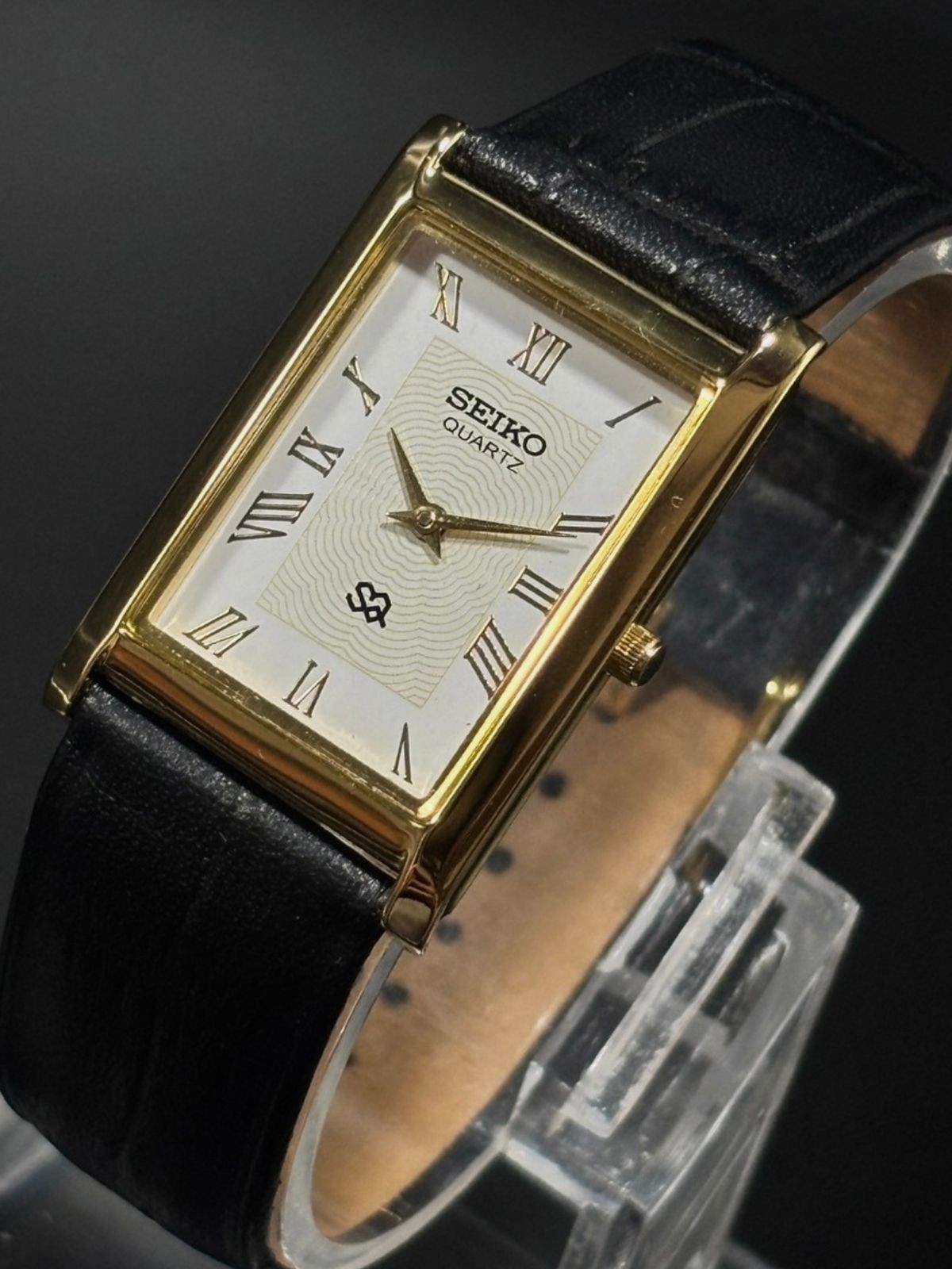 Rare Vintage Seiko Slim Tank Quartz Men’s Wrist Watch With Free DDP Shipping