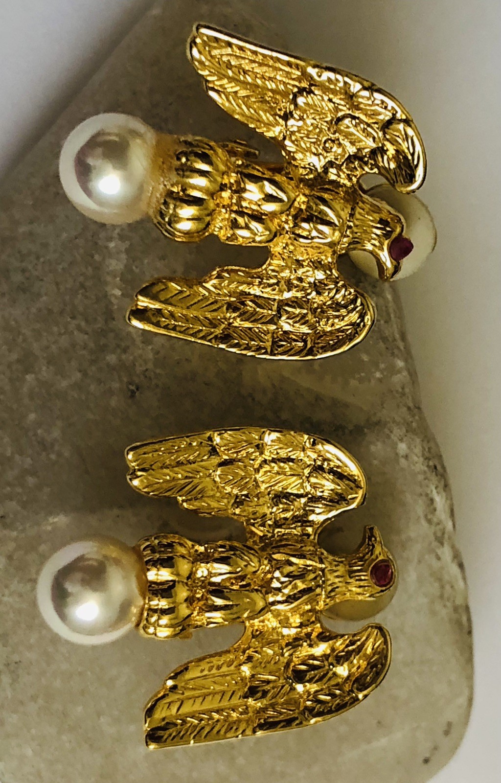 VTG ANN HAND Clip Eagle Earrings,W/ Red Eye&Faux Pearls Approx. 6 1/2–7mm